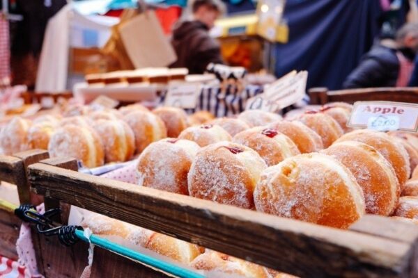 donuts-with-jelly-on-market-stall-600x400.jpg